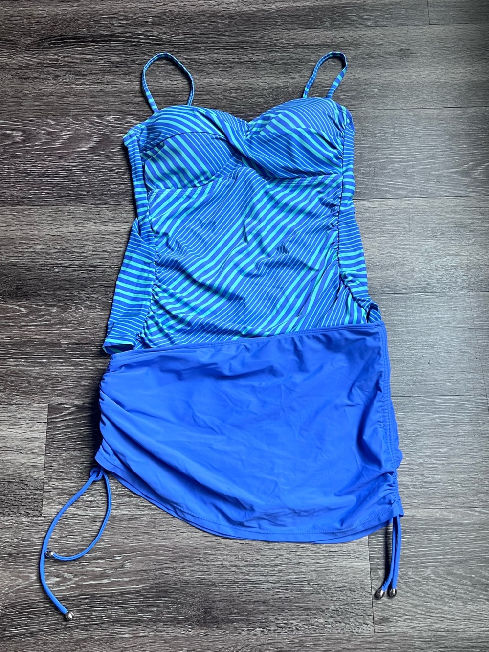 Two pieces matching set bathing suit in aqua blue size Medium